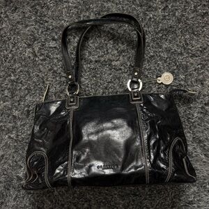 Kenneth Cole Reaction Black Leather Women's shoulder  Bag